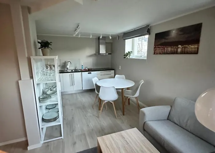 Tromso City Apartment With Free Parking
