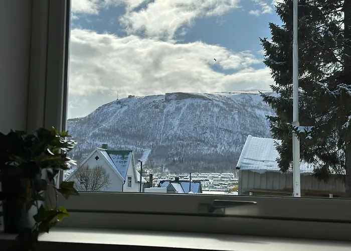 Tromso City Apartment With Free Parking